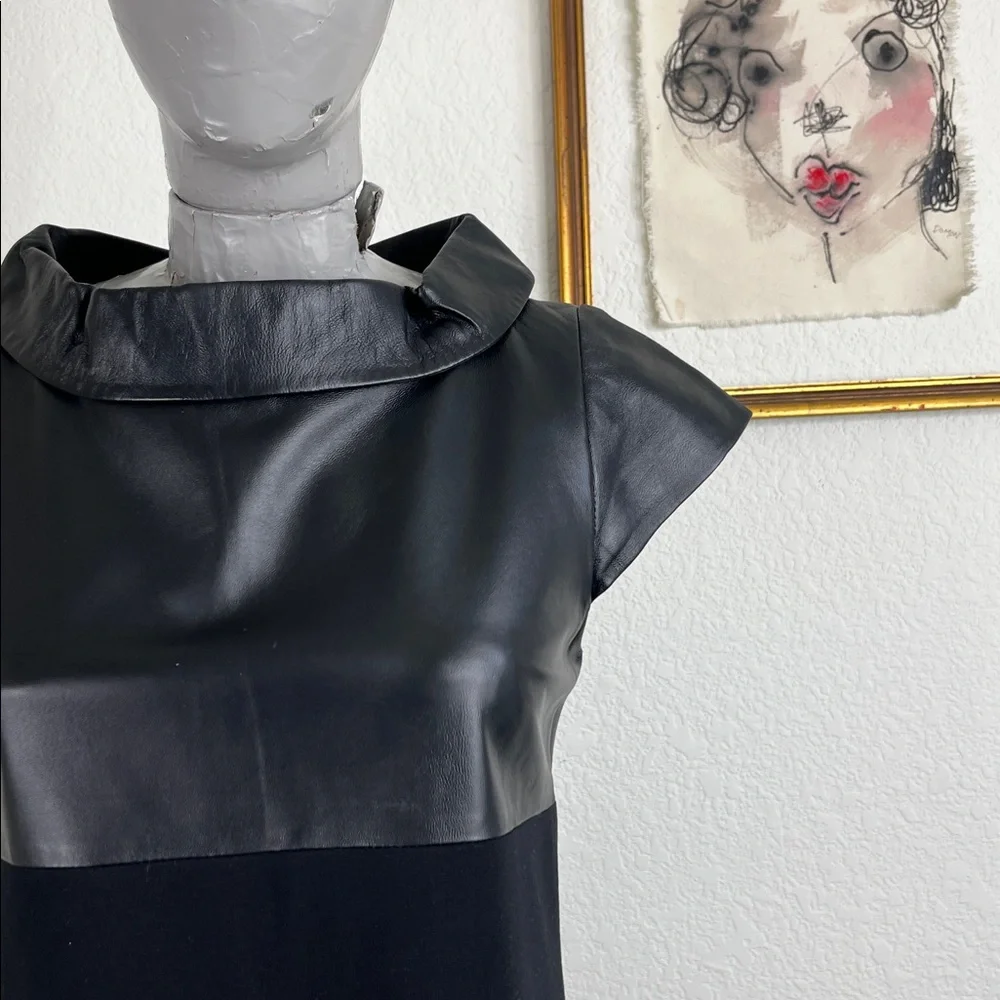 Alice + Olivia Leather Collar Shift Mini Dress Mixed Media A Line - Picture 2 of 9